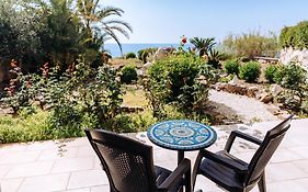 Villa Karavi